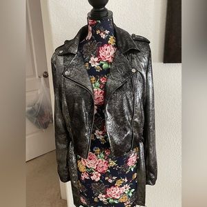 Metallic jacket
